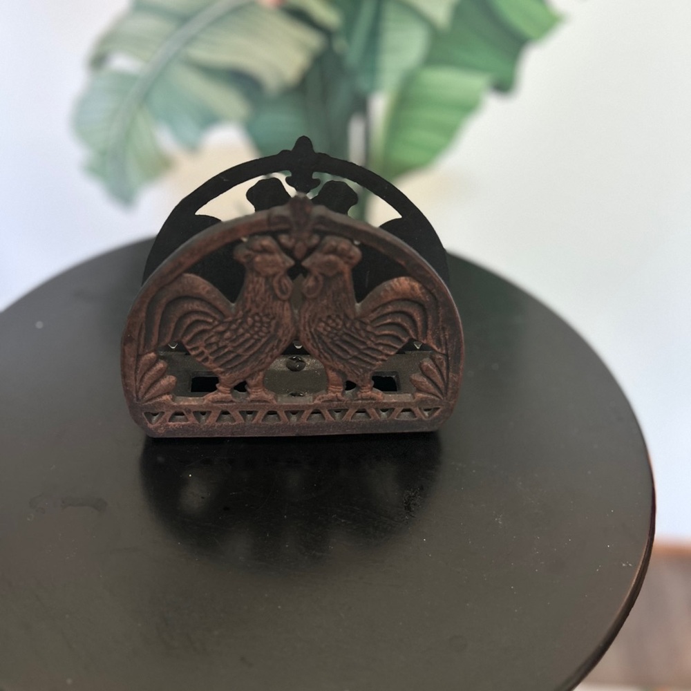 Rustic Brown Rooster Napkin Iron Holder